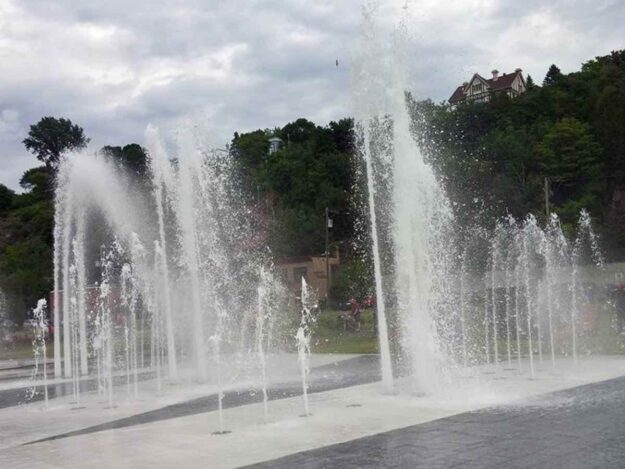 Fontaine Quai Paquet Levis